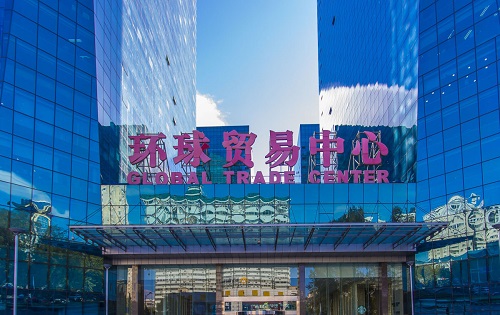 环球贸易中心正门