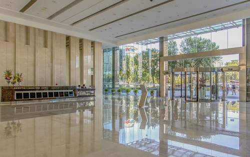 环球贸易中心前台